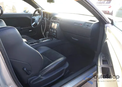 2010 Dodge Challenger Srt8 from USA, damaged, VIN 2B3CJ7DWXAH261782